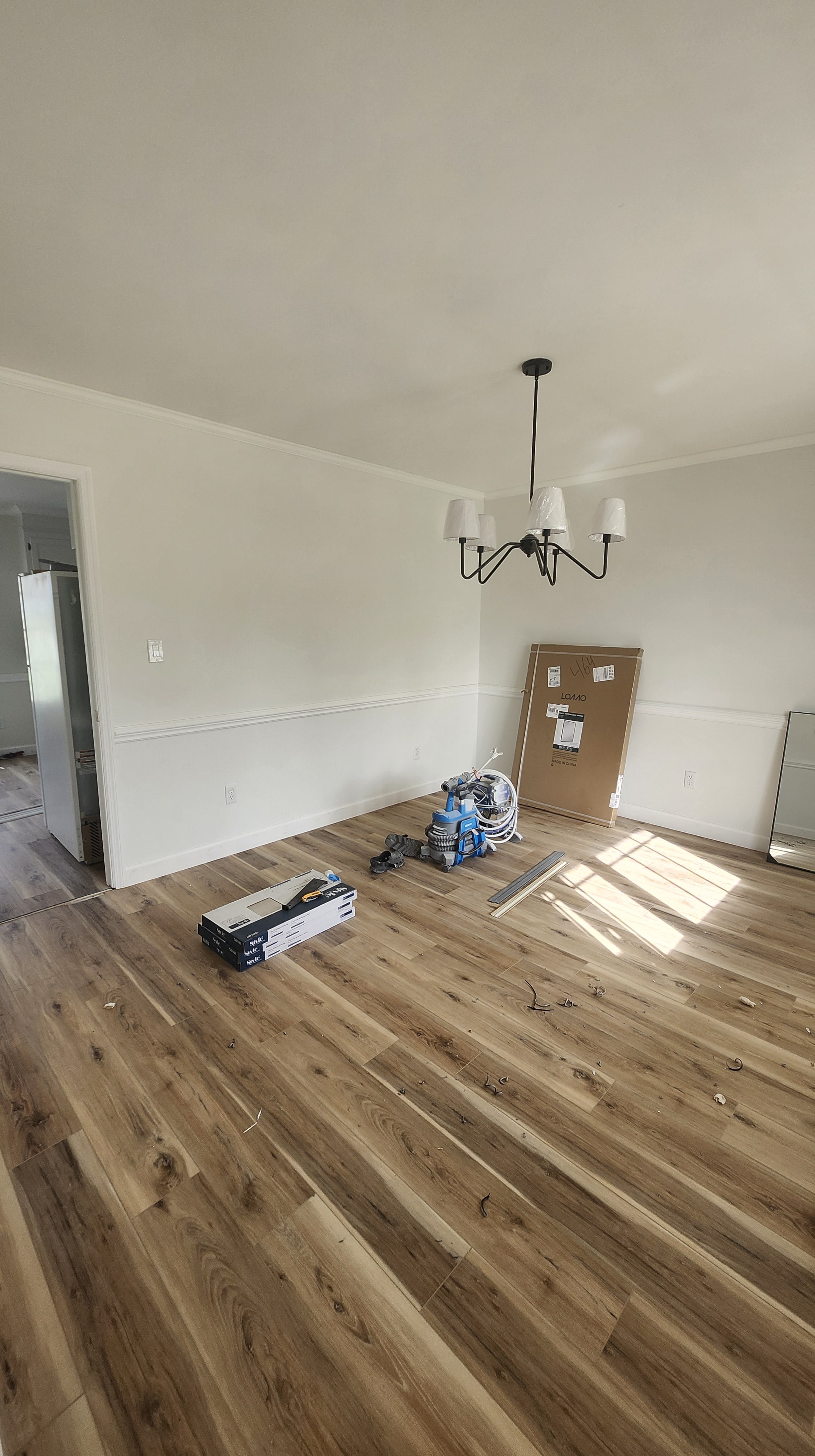 Bedroom with carpeting and ceiling fan